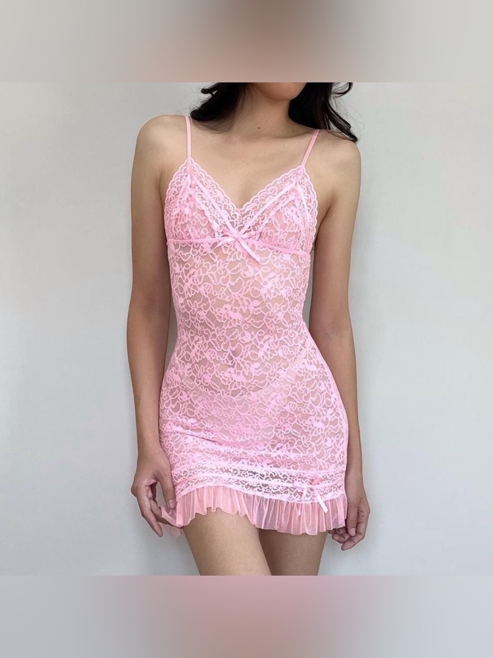 Vintage  Y2K Pink Lace Slip Dress Ruffle Hem & Bow Detail Sz L